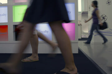 Employee loyalty is not a matter of luck. (Flickr/Jacob Bøtter)