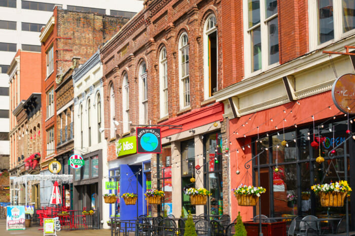 Knoxville, Tennessee | 100 Up-and-Coming Real Estate Markets to Watch in 2020 | Buildium